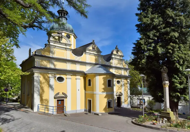 Sanktuarium Matki Bożej Uzdrowienia Chorych - Historia i Uzdrowienia