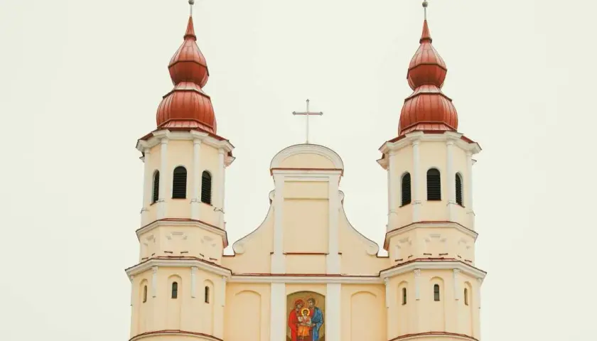 Sanktuarium św. Rodziny w Wyszkowie: Historia i znaczenie dla rodzin
