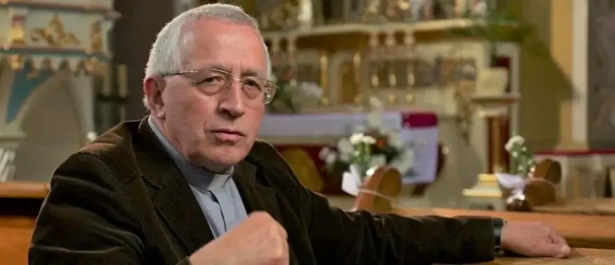 Czy penitenta obowiązuje tajemnica spowiedzi? Prawda, która zaskakuje