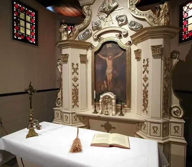 Kościół gdzie kręcą ojca Mateusza – tajemnice Sandomierza i Radości