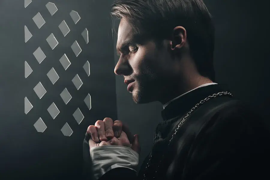 Spowiedź indywidualna od kiedy? Zaskakująca historia jej rozwoju