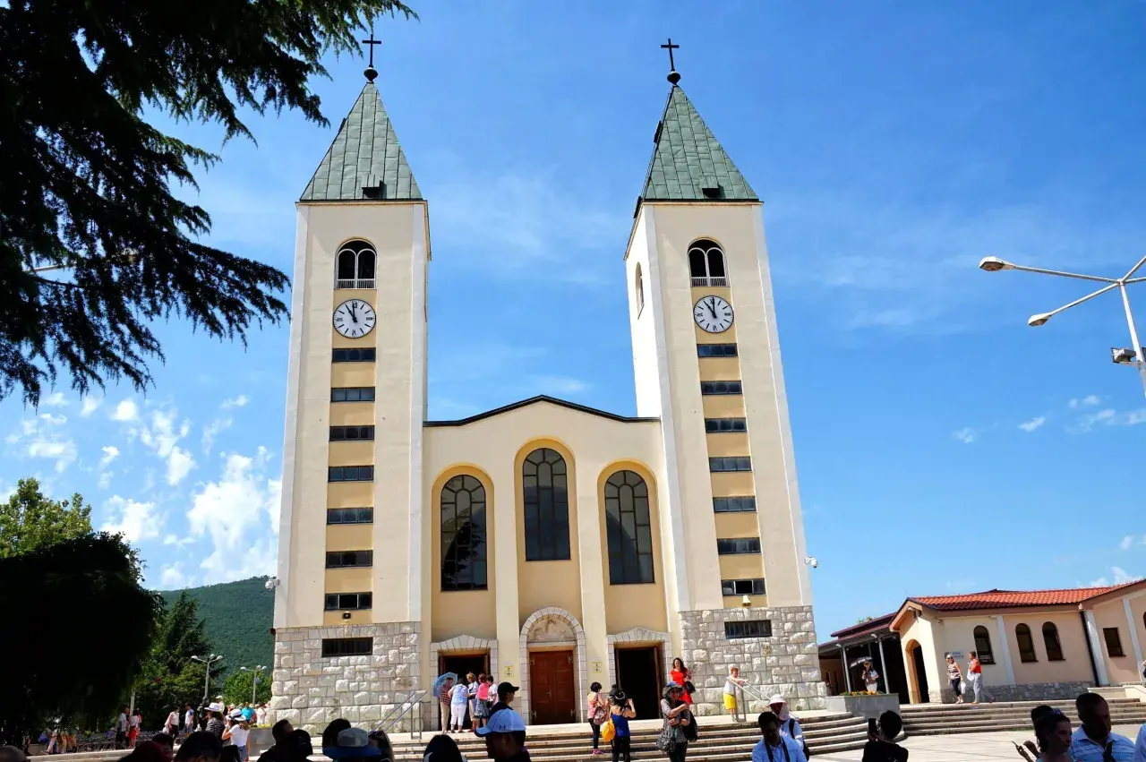Medjugorie sanktuarium: historia, znaczenie i jak tam dotrzeć